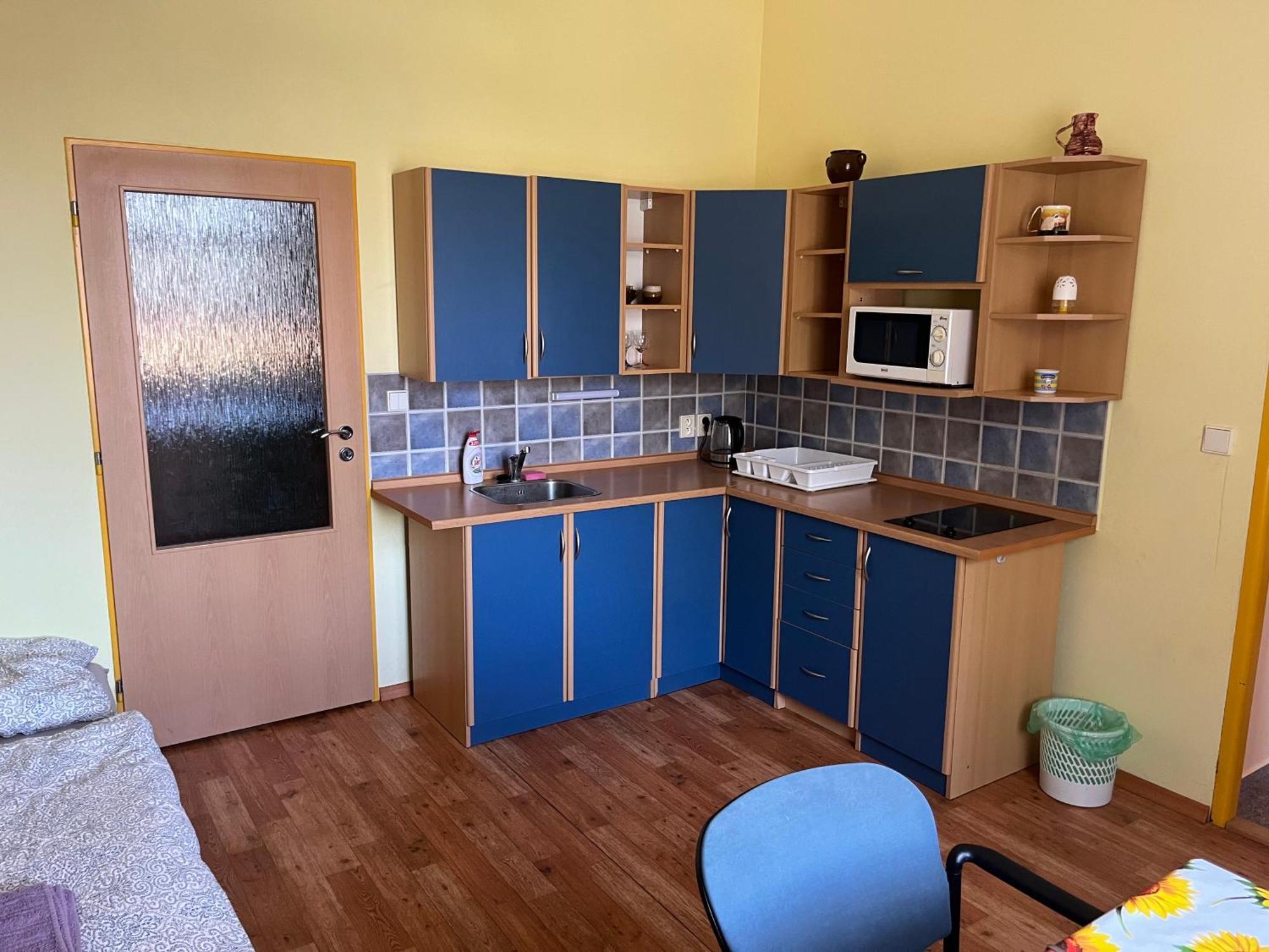 Apartmanovy Dum Obecna Skola Svetlik 外观 照片